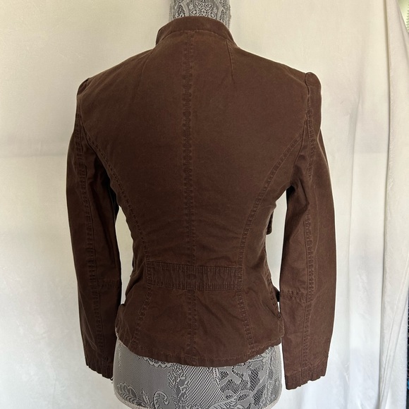 Lightweight Brown Jacket - Picture 3 of 4